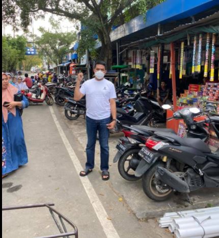 Walikota Samarinda saat lakukan tinjauan di pasar di Samarinda/ IST