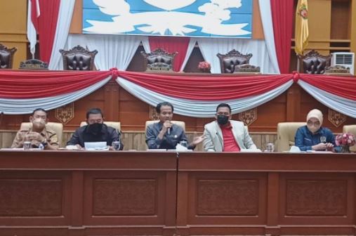 Dewan saat lakukan pertemuan dengan para pelaku UMKM Marimar Samarinda/ Foto: IST